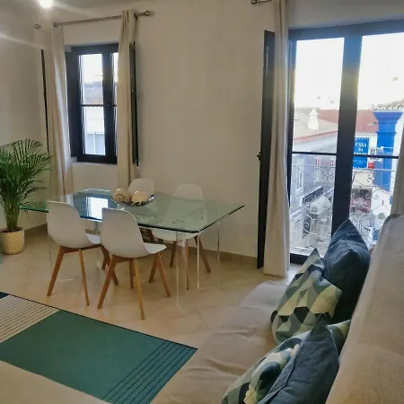 Appartamento Rare 2 In The Historic Center - 110m To Albufeira