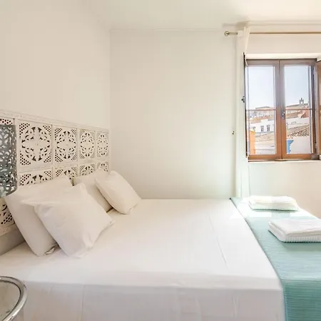 Rare 2 In The Historic Center - 110m To Appartement Albufeira